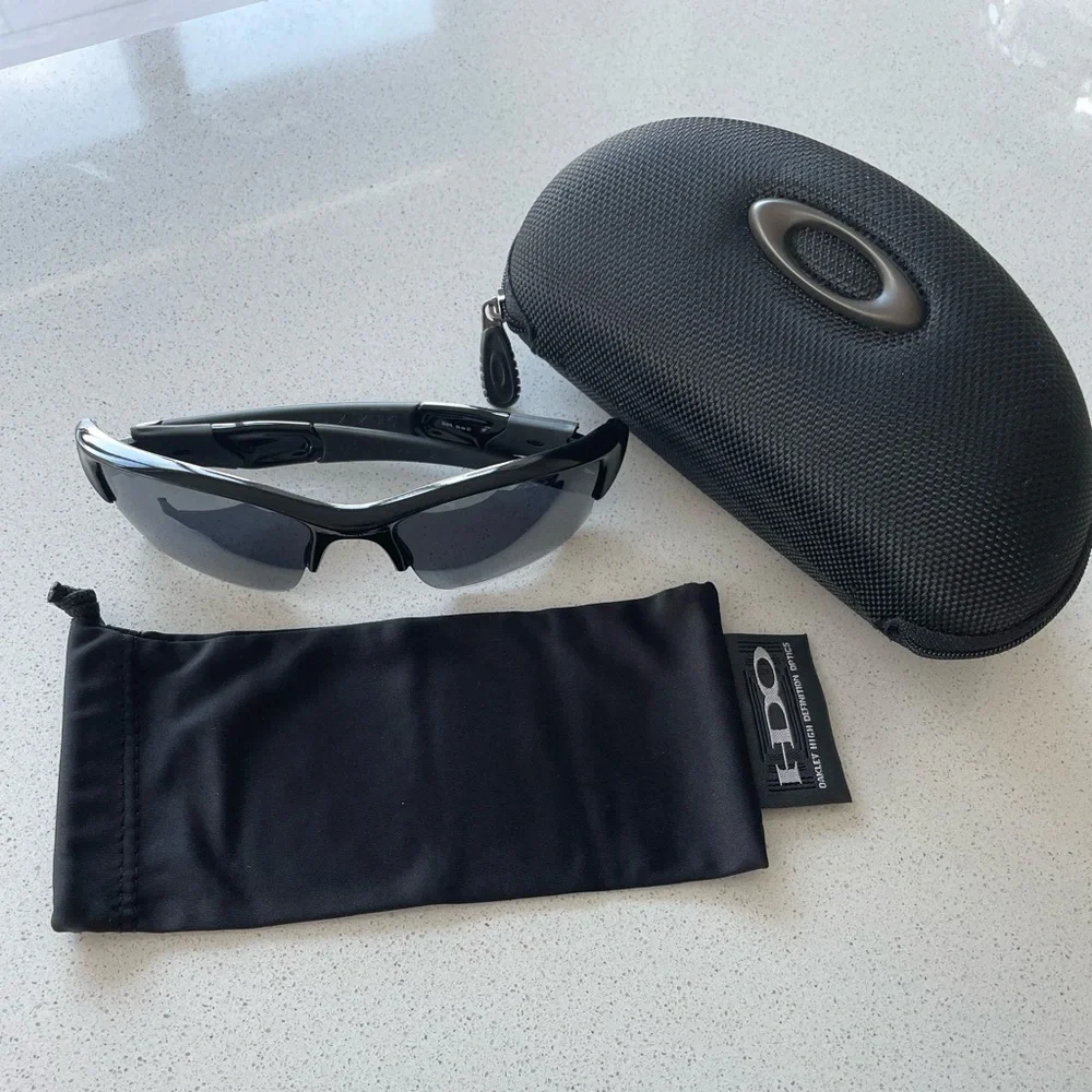 Oakley Sunglasses brand new